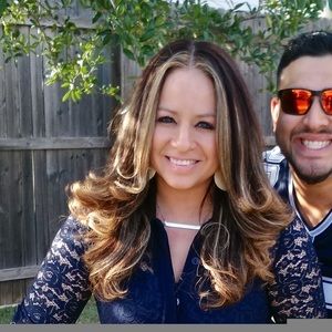 Meet your Posher, Deborah